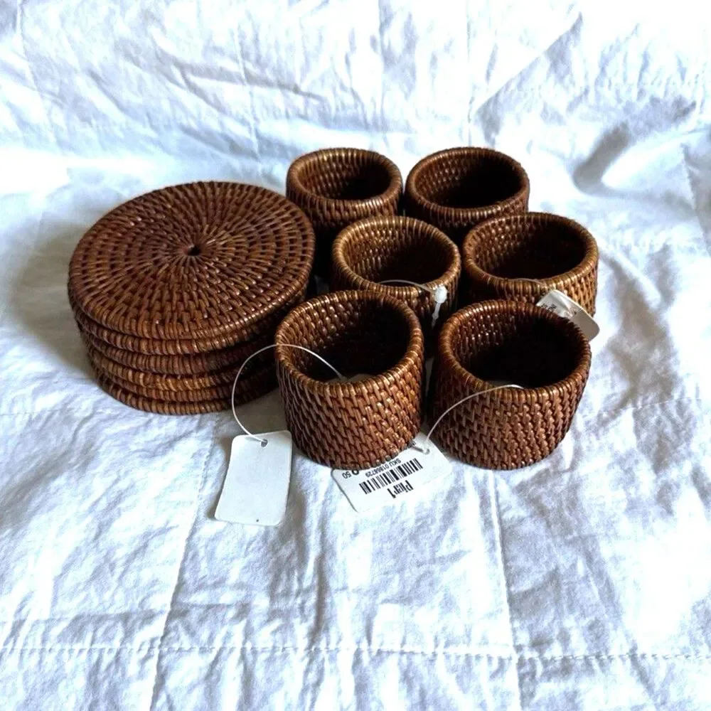 Pier 1 pier hand